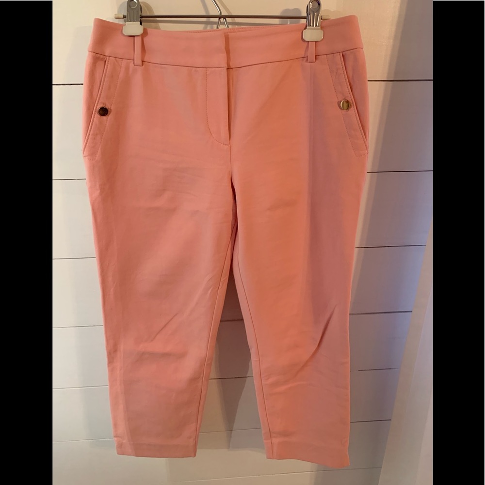 Pink ankle fitted pants